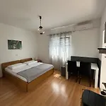 Hotel apartamentowy Mm 3*