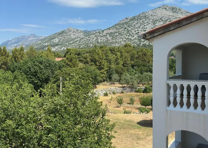 Mm Starigrad Paklenica