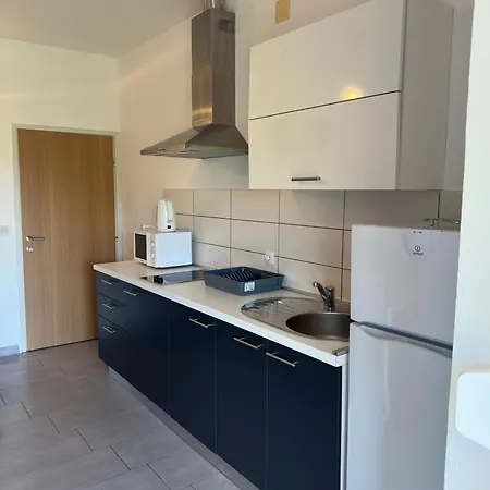 Mm Ξενοδοχείο με διαμερίσματα Starigrad Paklenica