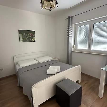 Ξενοδοχείο με διαμερίσματα Mm 3*